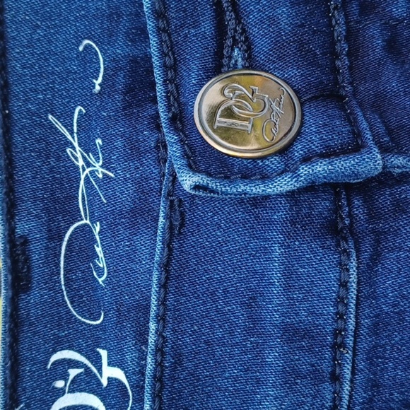 DG2 By Diane Gilman Women’s Jeans - Size 2, embroidered - Picture 3 of 6